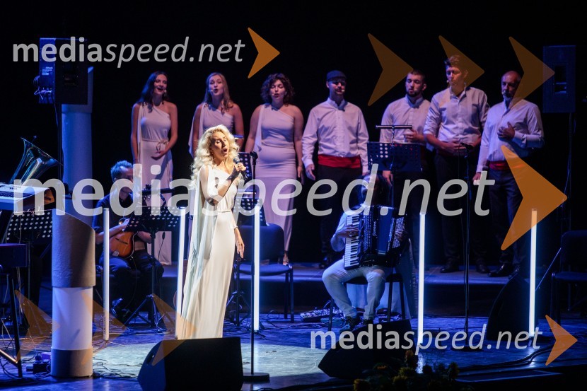  Irma Dragičević, pevkaMediterraneo Tonči Huljić in Petar Grašo, Festival Ljubljana 2022