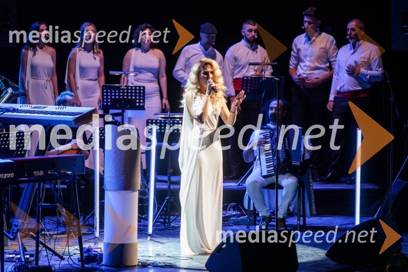  Irma Dragičević, pevkaMediterraneo Tonči Huljić in Petar Grašo, Festival Ljubljana 2022