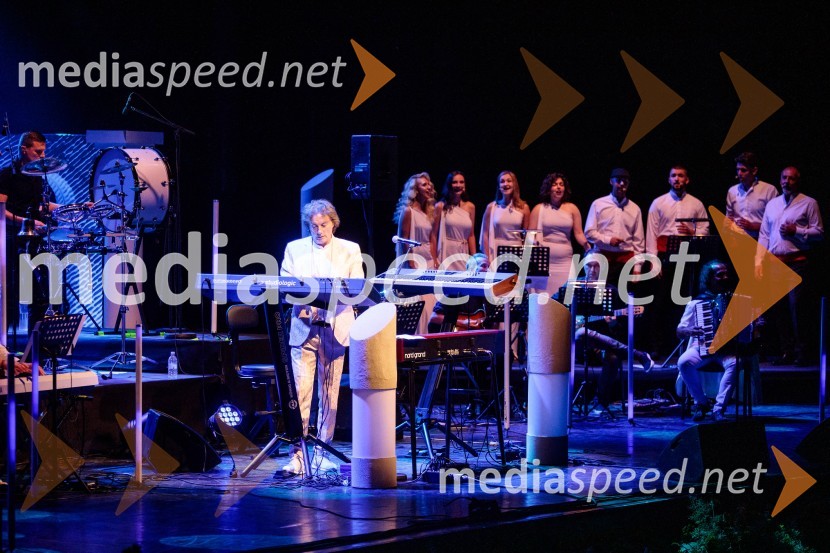  Tonči Huljić, skladateljMediterraneo Tonči Huljić in Petar Grašo, Festival Ljubljana 2022