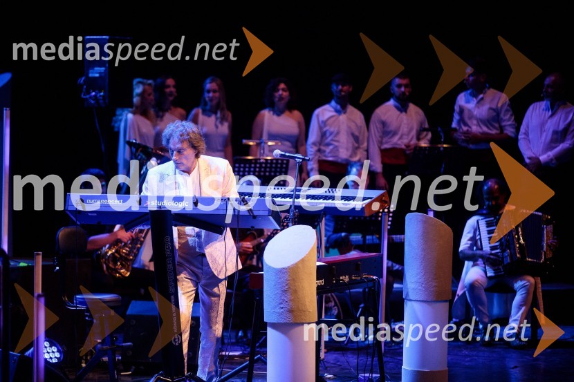  Tonči Huljić, skladateljMediterraneo Tonči Huljić in Petar Grašo, Festival Ljubljana 2022