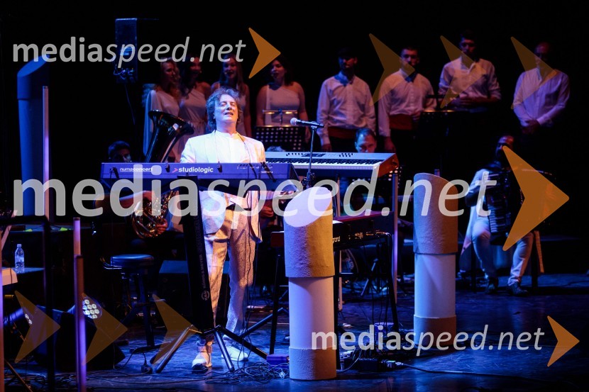  Tonči Huljić, skladateljMediterraneo Tonči Huljić in Petar Grašo, Festival Ljubljana 2022