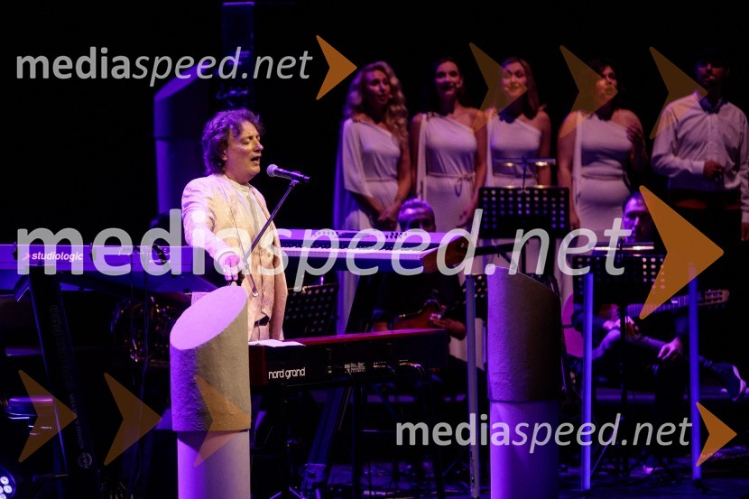  Tonči Huljić, skladateljMediterraneo Tonči Huljić in Petar Grašo, Festival Ljubljana 2022