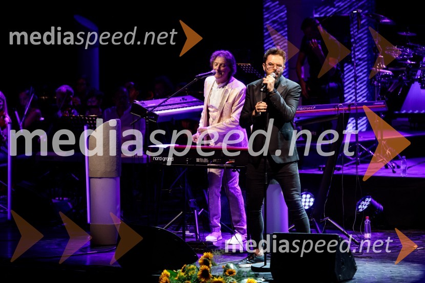  Tonči Huljić, skladatelj;  Petar Grašo, pevecMediterraneo Tonči Huljić in Petar Grašo, Festival Ljubljana 2022