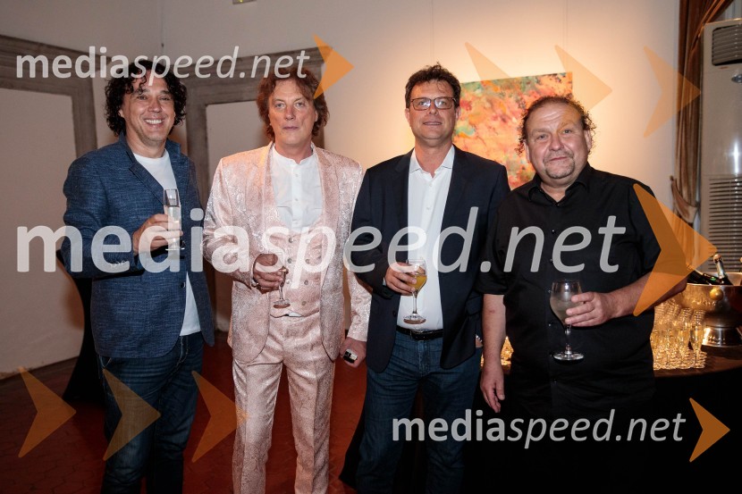  Tonči Huljić, skladatelj;  ... ;  ... ;  Darko  Brlek, direktor in umetniški vodja, Festival LjubljanaMediterraneo Tonči Huljić in Petar Grašo, Festival Ljubljana 2022