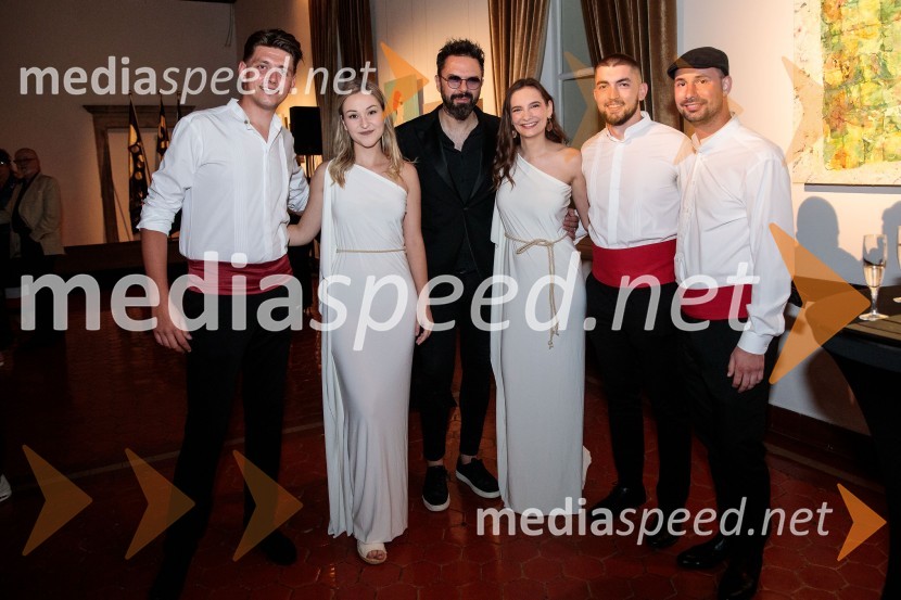  ... ;  ... ;  Petar Grašo, pevec;  ... ;  ... ;  ... Mediterraneo Tonči Huljić in Petar Grašo, Festival Ljubljana 2022