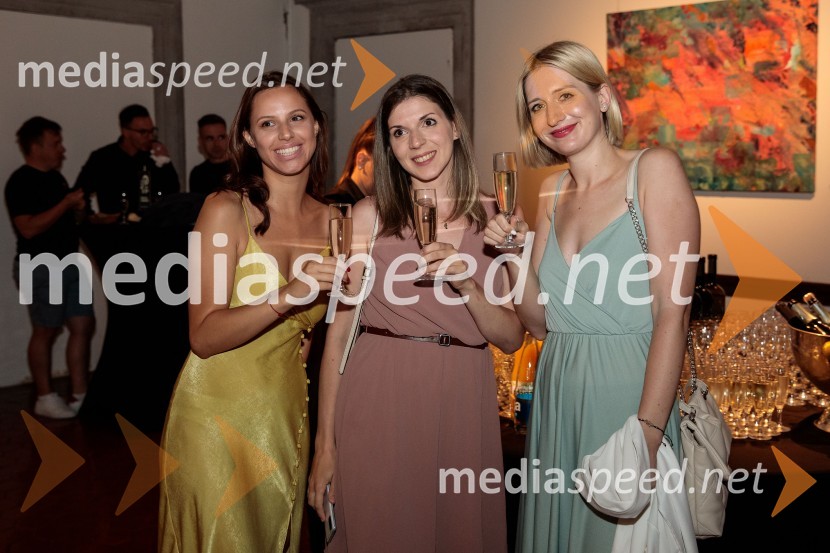  Sladana Maksimović;  Tadeja Tolar;  Nina PermeMediterraneo Tonči Huljić in Petar Grašo, Festival Ljubljana 2022