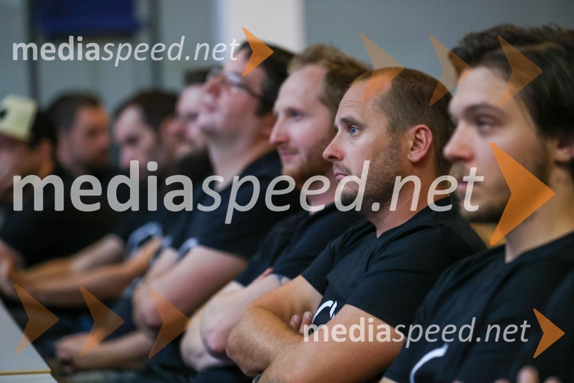 Izstrelitev satelita Trisat-R, Univerza v Mariboru