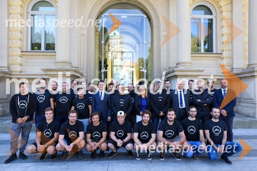 Izstrelitev satelita Trisat-R, Univerza v Mariboru