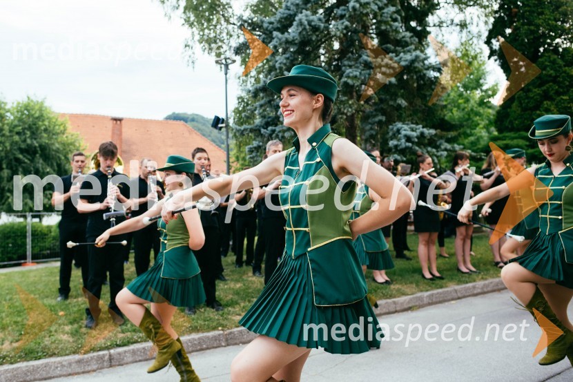 Dan Laščanov, Pivo in cvetje 2022