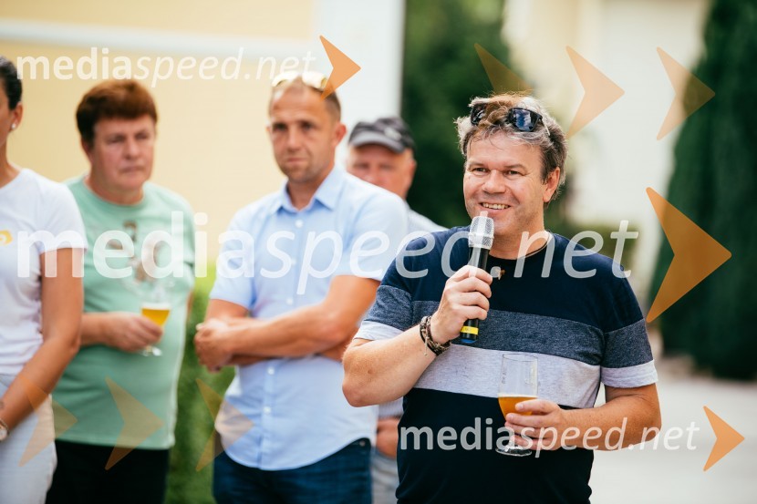 Dan Laščanov, Pivo in cvetje 2022