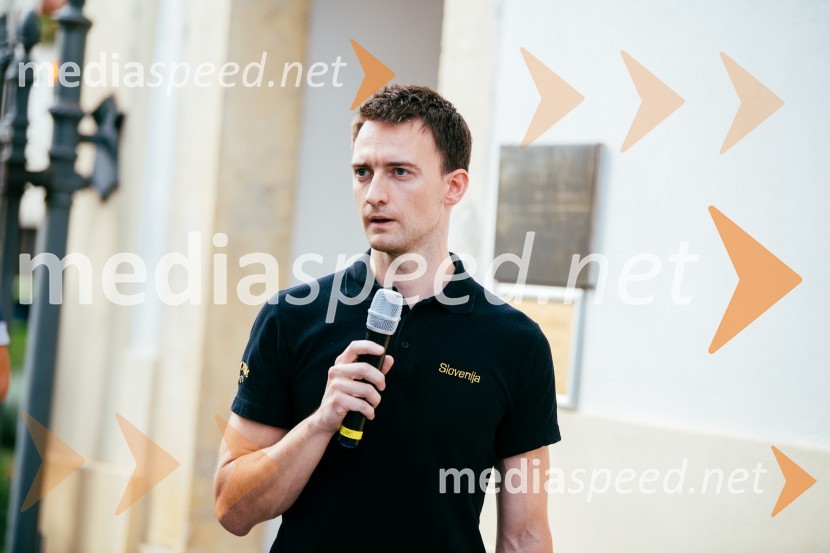 Dan Laščanov, Pivo in cvetje 2022