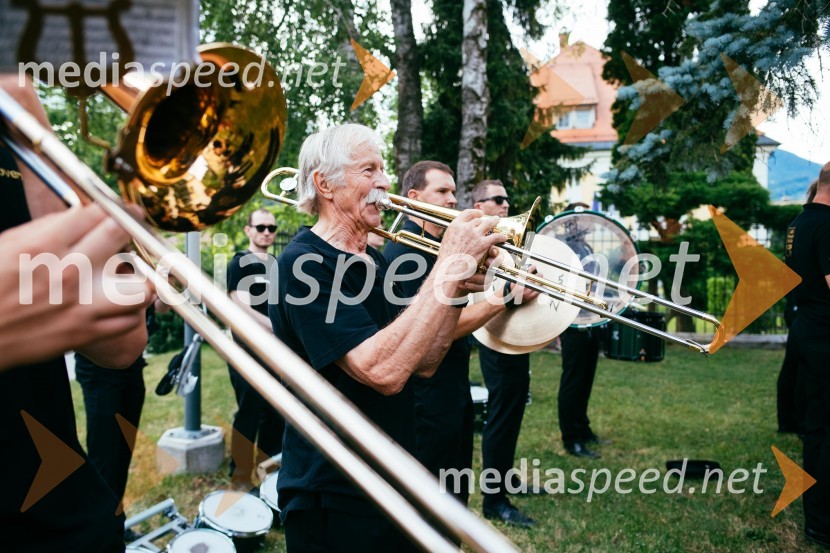 Dan Laščanov, Pivo in cvetje 2022