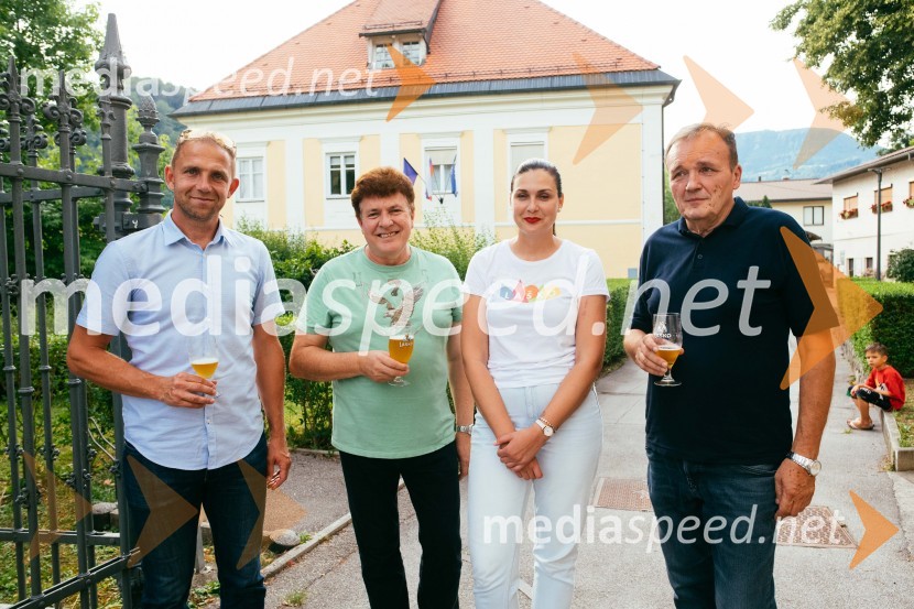  Urban Kramberger, manager blagovne skupine, Pivovarna Laško Union;  ... ;  Tina Belej, STIK Laško, direktorica;  Franc Zdolšek, župan, občina LaškoDan Laščanov, Pivo in cvetje 2022