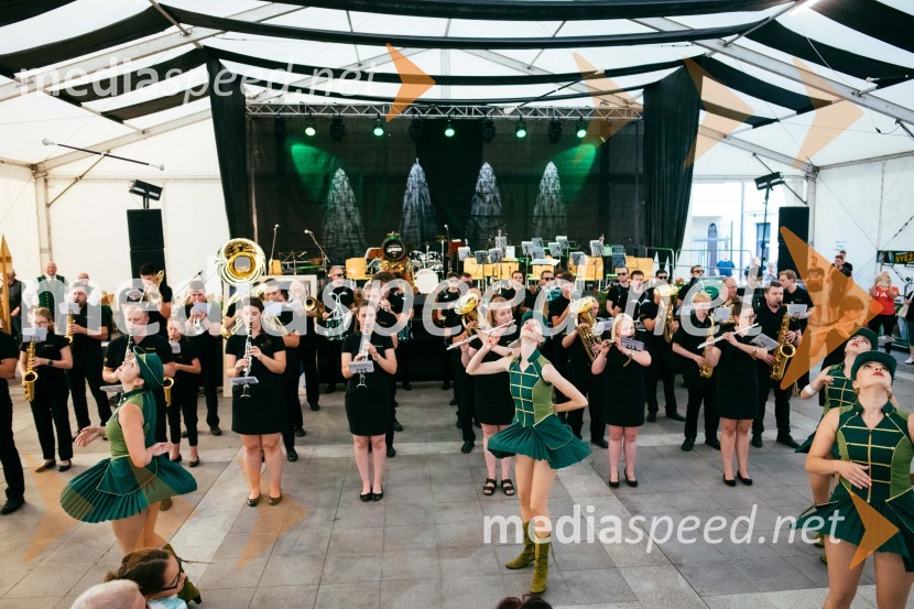 Dan Laščanov, Pivo in cvetje 2022