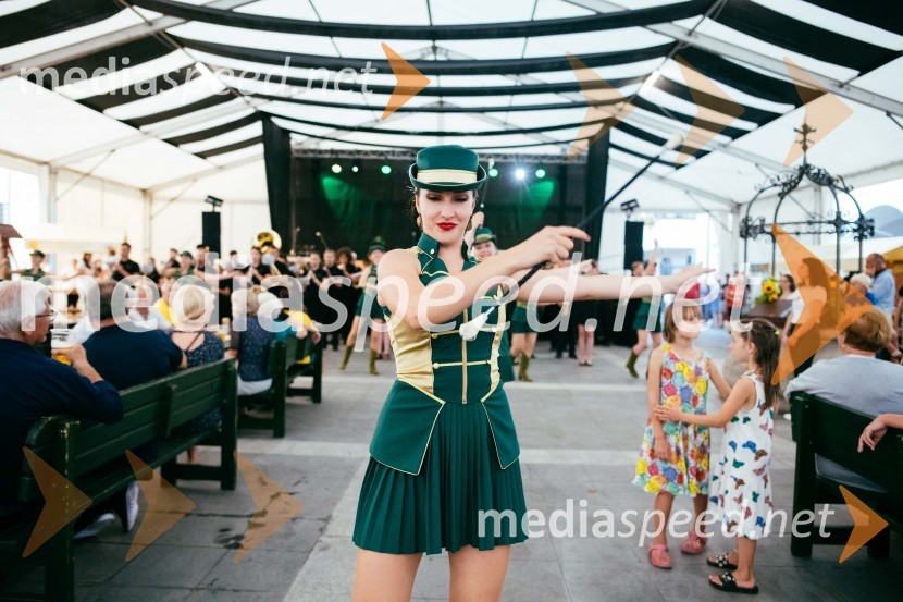 Dan Laščanov, Pivo in cvetje 2022