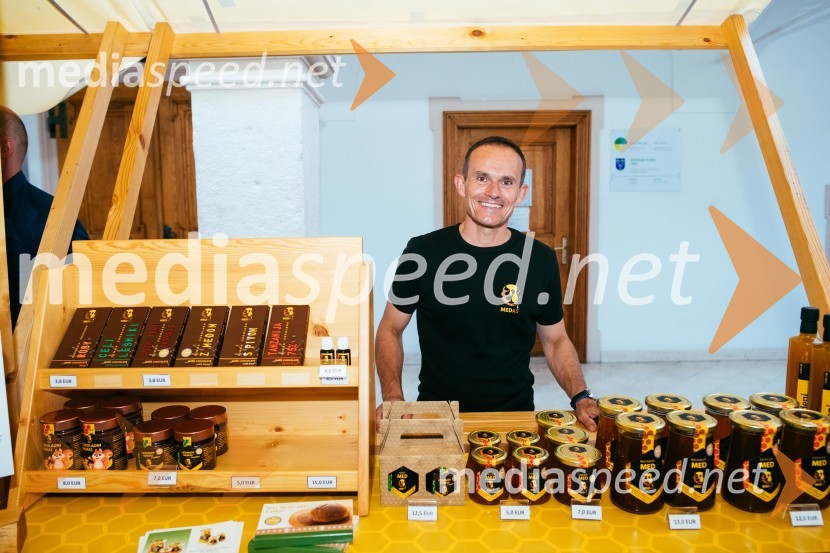 Dan Laščanov, Pivo in cvetje 2022