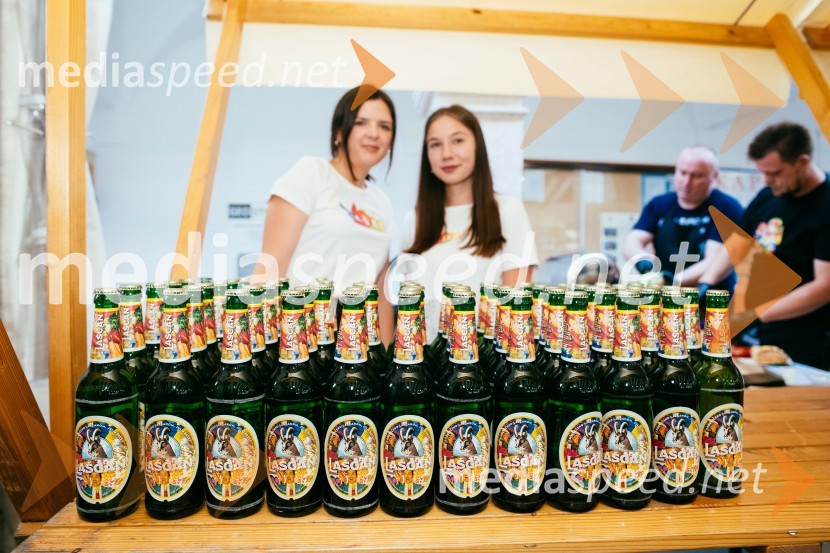  ... ;  Taja JančičDan Laščanov, Pivo in cvetje 2022