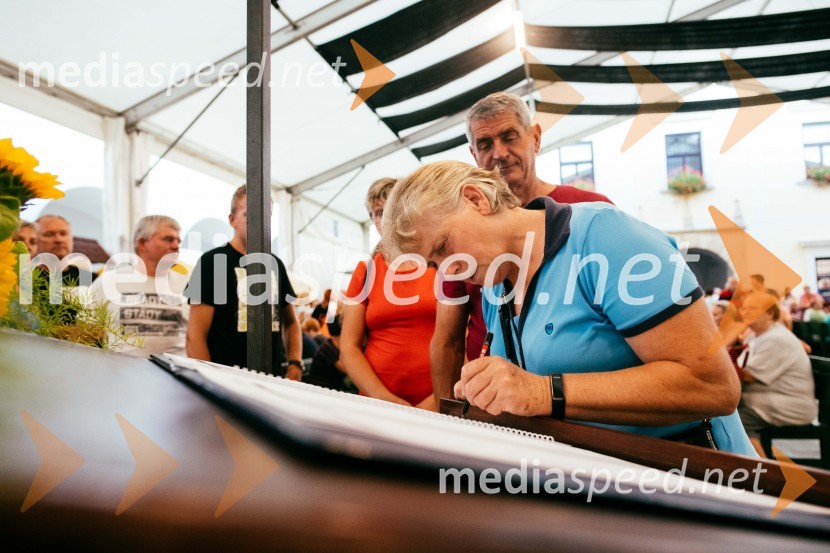 Dan Laščanov, Pivo in cvetje 2022