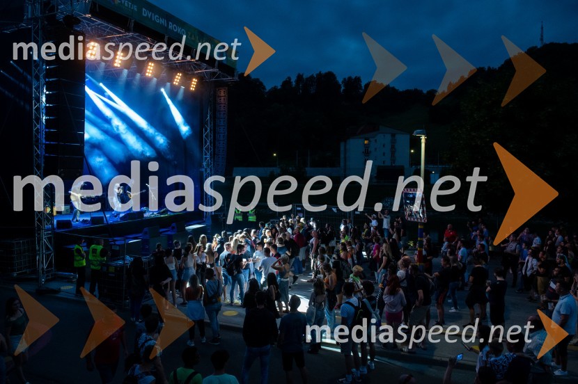 Pivo in cvetje 2022, petek