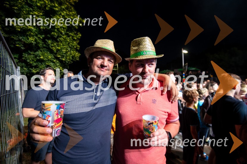 Pivo in cvetje 2022, petek