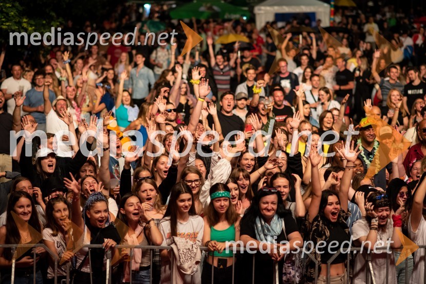 Pivo in cvetje 2022, petek