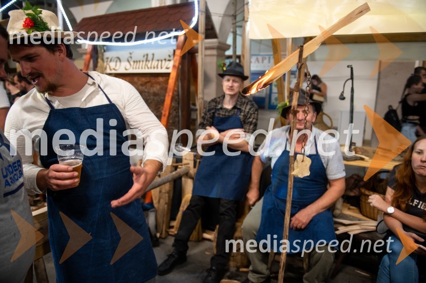 Pivo in cvetje 2022, petek