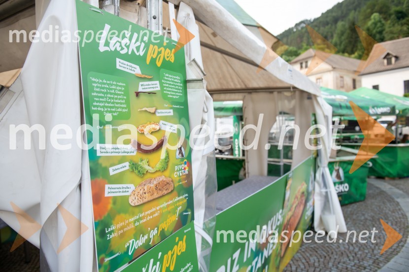 Pivo in cvetje 2022, petek