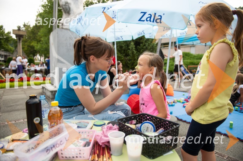 Pivo in cvetje 2022, petek
