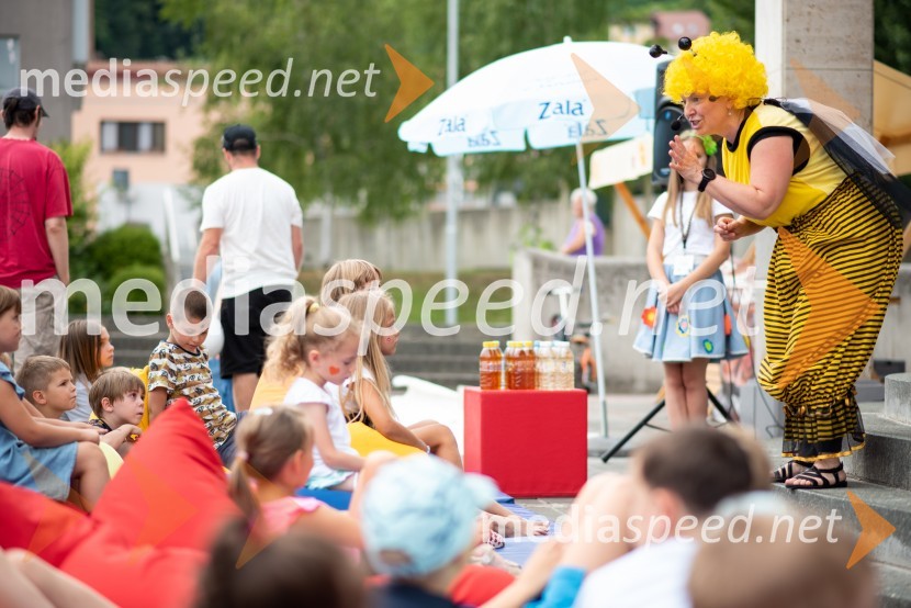 Pivo in cvetje 2022, petek