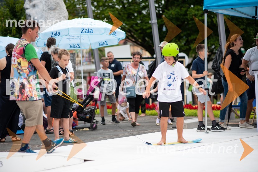  Rok  Marguč, deskar na snegu;  ... Pivo in cvetje 2022, petek