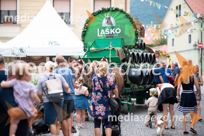 Pivo in cvetje 2022, petek