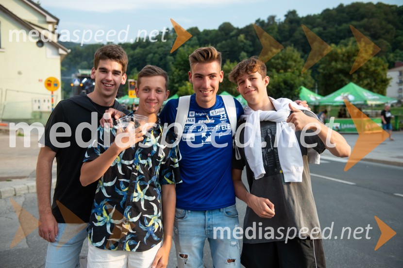  ... ;  ... ;  Timi Zajc, smučarski skakalec;  ... Pivo in cvetje 2022, petek