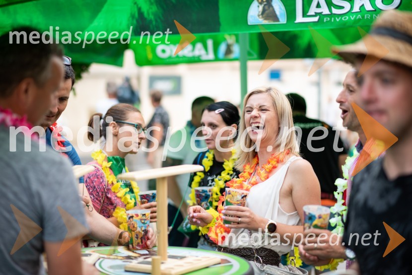 Pivo in cvetje 2022, petek