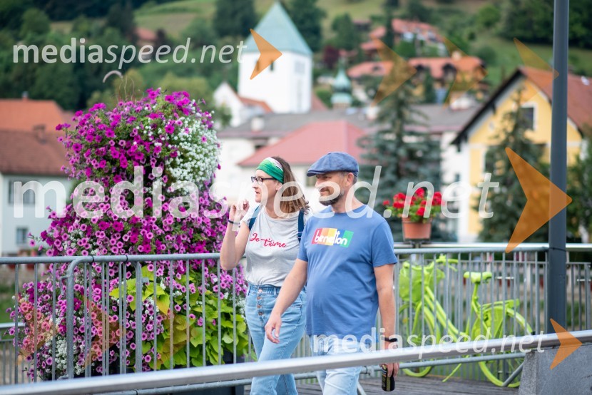 Pivo in cvetje 2022, petek