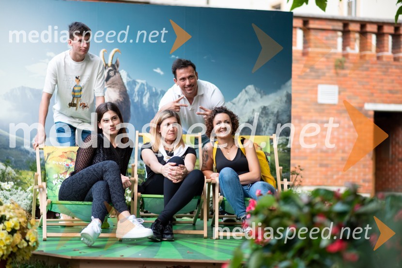 Pivo in cvetje 2022, petek