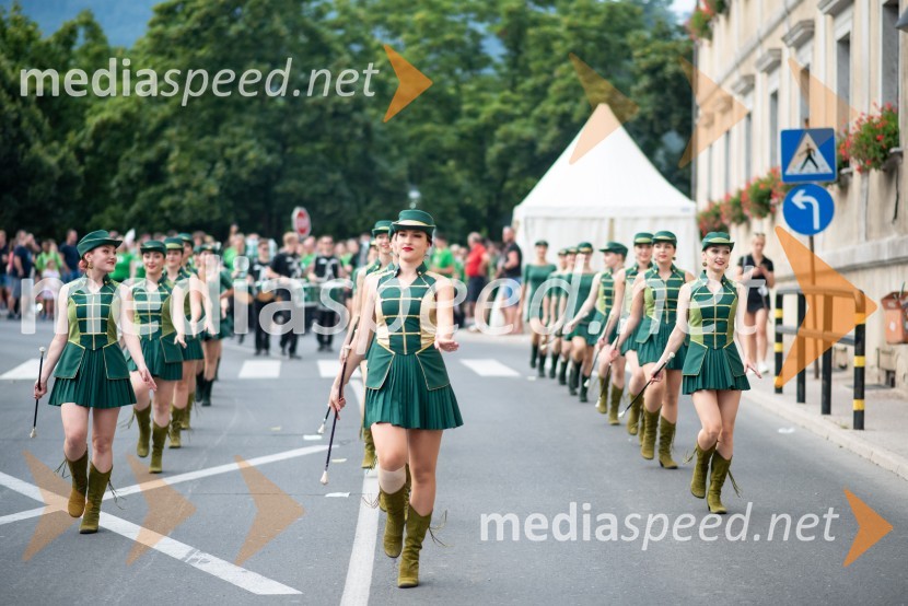 Pivo in cvetje 2022, petek