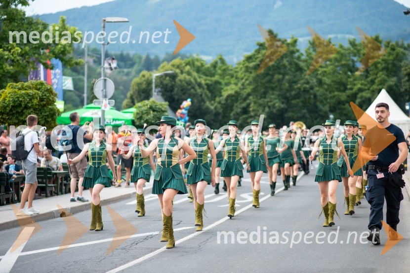 Pivo in cvetje 2022, petek