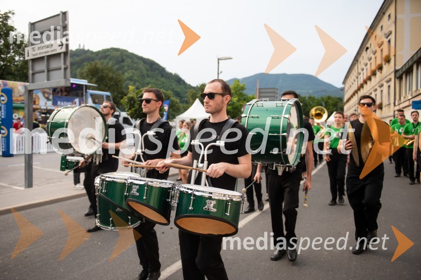 Pivo in cvetje 2022, petek