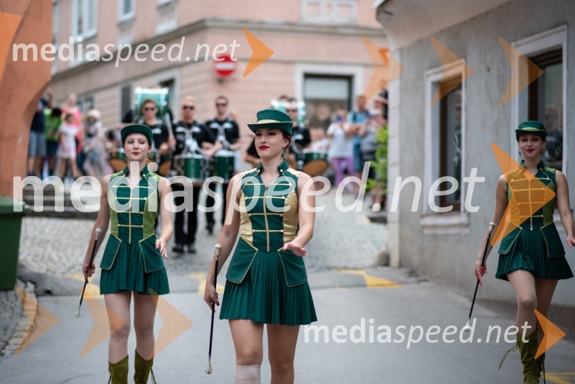 Pivo in cvetje 2022, petek