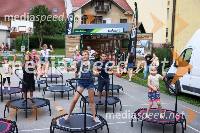 Pivo in cvetje 2022, petek