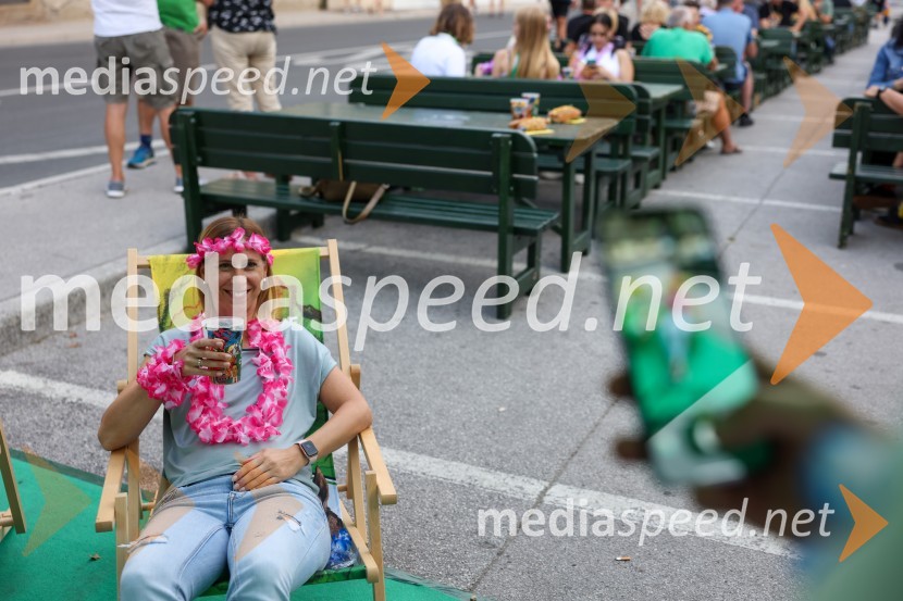 Pivo in cvetje 2022, petek