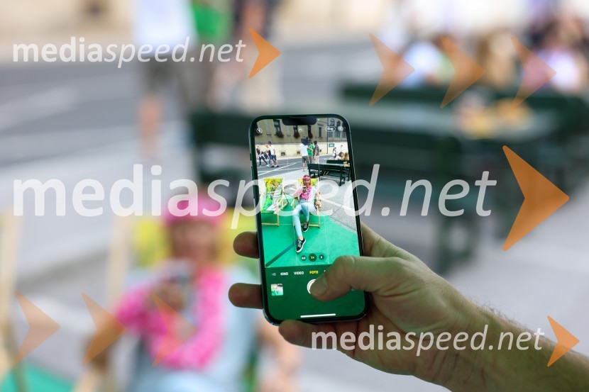 Pivo in cvetje 2022, petek