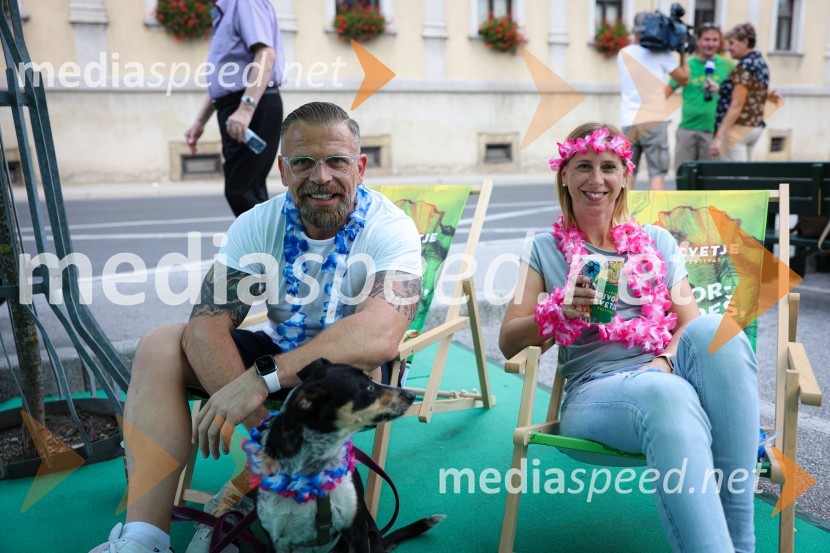 Pivo in cvetje 2022, petek