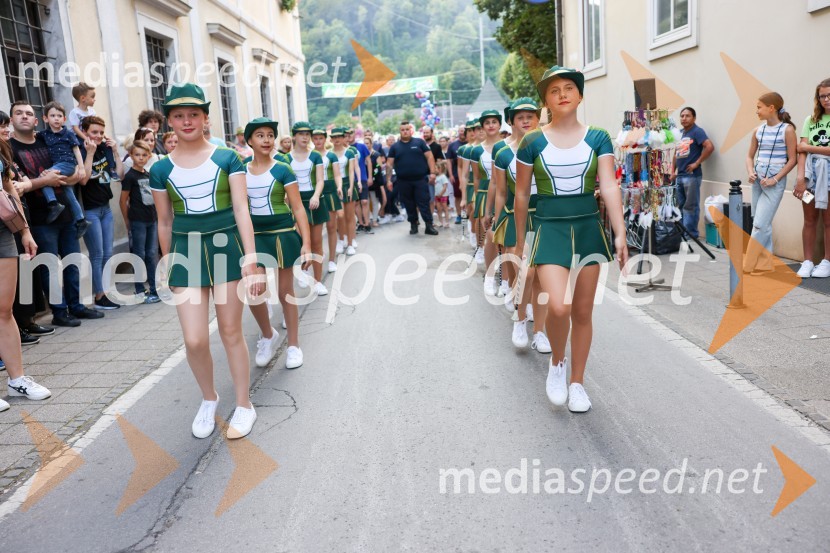 Pivo in cvetje 2022, petek