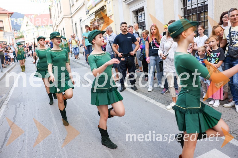 Pivo in cvetje 2022, petek