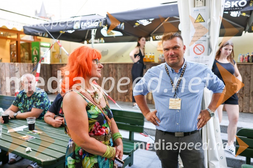 Pivo in cvetje 2022, petek