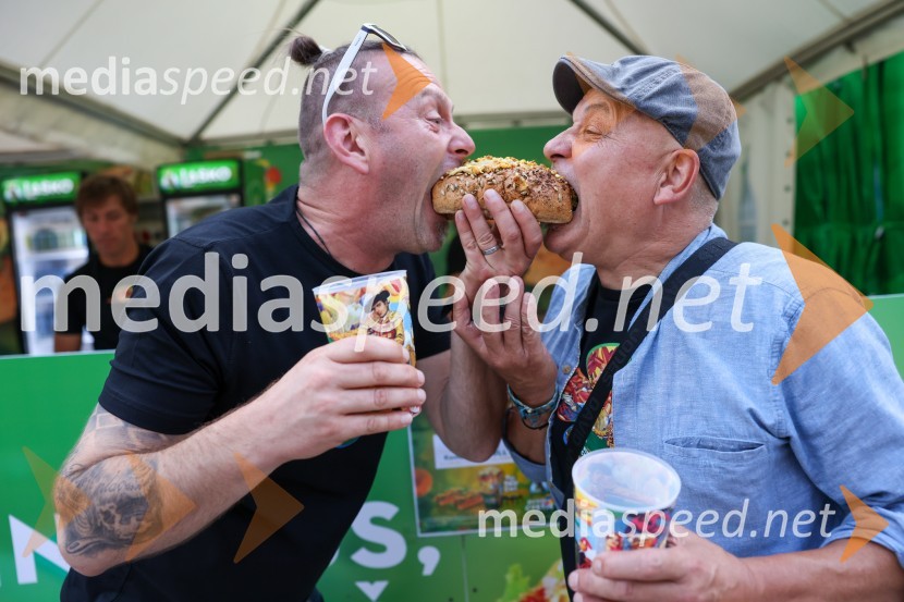 Pivo in cvetje 2022, petek