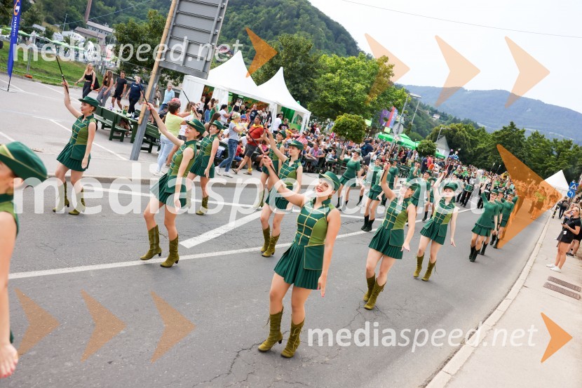 Pivo in cvetje 2022, petek