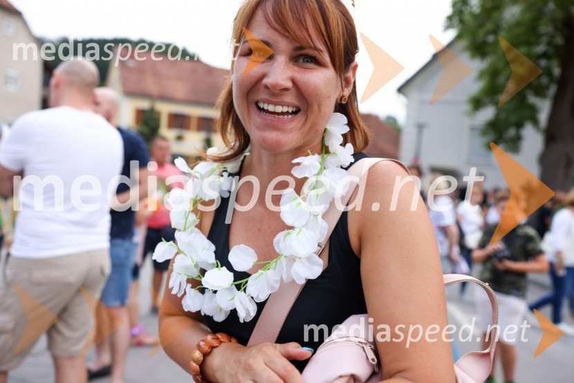 Pivo in cvetje 2022, petek