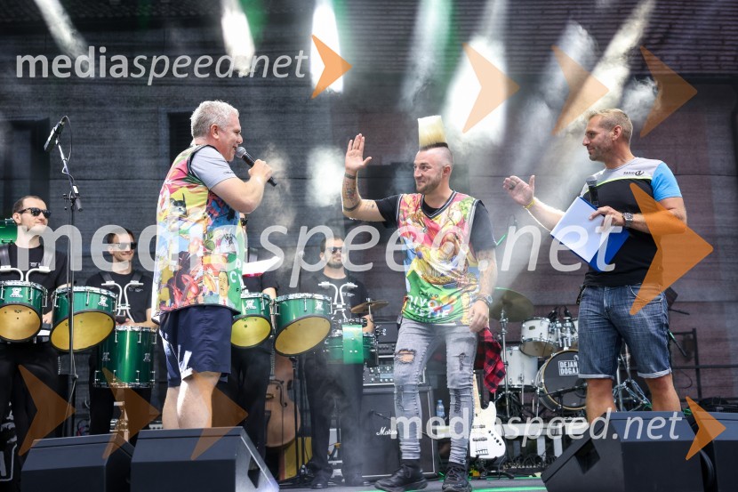  Miha Deželak, radijski voditelj, humanitarec;  Dejan Krajnc, Dejan Dogaja;  ... Pivo in cvetje 2022, petek